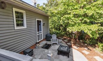 2 Westminster Dr, Asheville, NC 28804