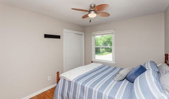 2304 Northwestern Ave, Ames, IA 50010