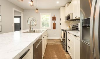 202 N Park St, Alexandria, MN 56308