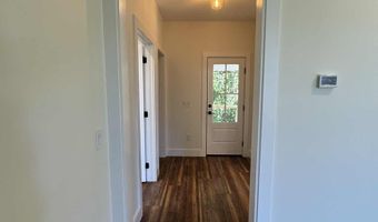 216 15th St, Apalachicola, FL 32320