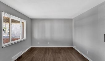 2004 Orofino St, McKeesport, PA 15132