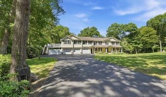 71 Rolling Hill Dr, Exeter, RI 02822