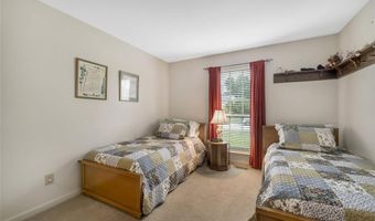 305 Arbor Glen Dr, Ballwin, MO 63021