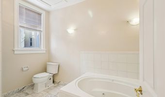 14 SEATON Pl NW, Washington, DC 20001