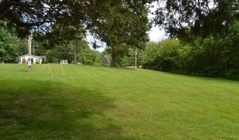 305 N Eighth St, Albion, IL 62806