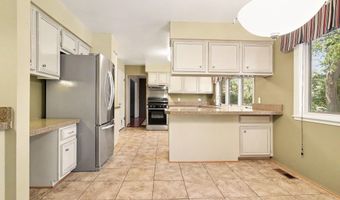 1289 King George Blvd, Ann Arbor, MI 48108