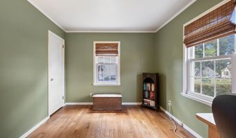 140 Garfield Rd, Bristol, CT 06010