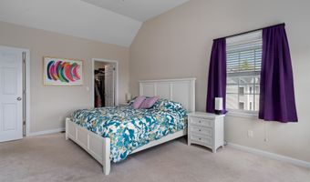 33 Thatcher Way, Barrington, NH 03825