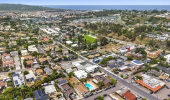 817 Juanita St, Solana Beach, CA 92075