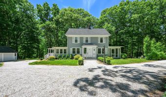 28 Rock Cut Rd, Bridgewater, CT 06752