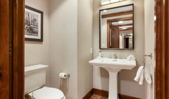 100 Bachelor Ridge Rd 3214-7, Beaver Creek, CO 81620