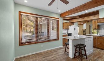 36 Kensington Dr, Bella Vista, AR 72715