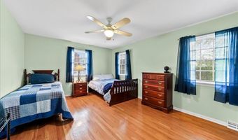 18 KIMMIE Ct, Bear, DE 19701