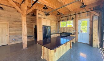 1027 S Barton Rd, Barton, VT 05822