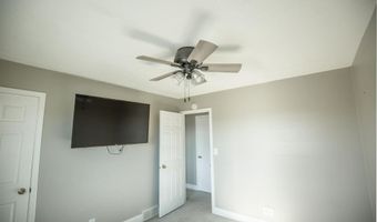 2317 E Spruce St, Algona, IA 50511