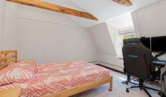 92 Franklin St, Bristol, RI 02809