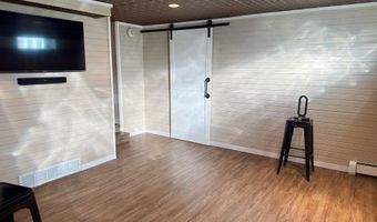 9 Ridge Rd, Atlantic, IA 50022