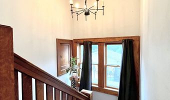 906 Locust St, Atlantic, IA 50022
