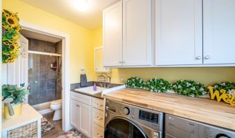 105 Lake DeSmet Rd, Buffalo, WY 82834