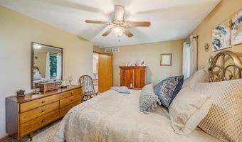 N9539 CHADBURY Lane, Appleton, WI 54915