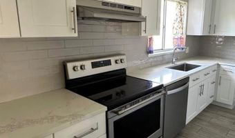 960 APOLLO BEACH Blvd 102, Apollo Beach, FL 33572