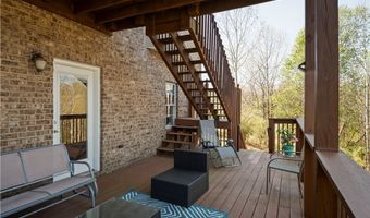 197 Saint Andrews Dr, Barboursville, WV 25504