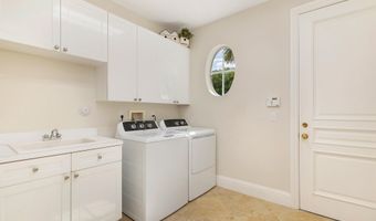 594 N Country Club Dr, Atlantis, FL 33462