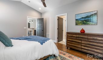 139 Linden St, Arden, NC 28704