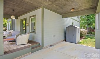 2530 Bay St, Charlotte, NC 28205