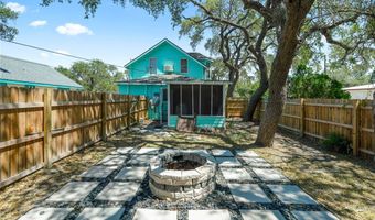 936 S Houston St, Aransas Pass, TX 78336