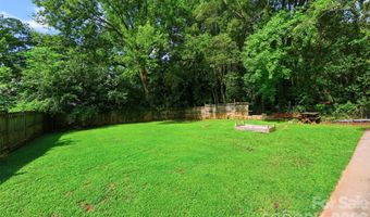 2736 Palm Ave, Charlotte, NC 28205