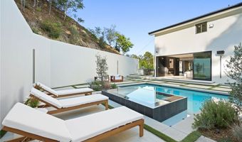 4551 Alonzo Ave, Encino, CA 91316
