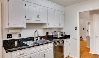 206 Dunovant Ct, Aiken, SC 29803