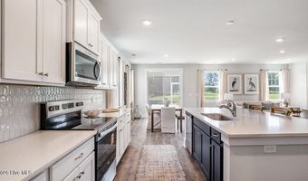 2119 Marietta Cir NW, Ash, NC 28420