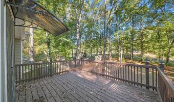 1528 Oakleaf Dr, Auburn, GA 30011