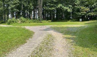 31 Oak Dr, Albright, WV 26519