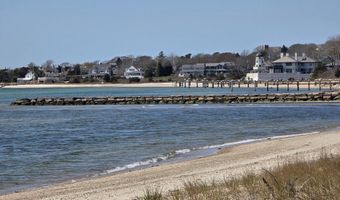 169 Gosnold St, Barnstable, MA 02601