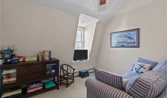 30 Brewer St 3, Newport, RI 02840