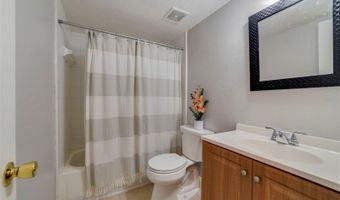 910 LAKE DESTINY Rd H, Altamonte Springs, FL 32714