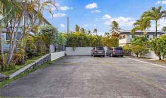 32 Pilipu Pl A, Kailua, HI 96734