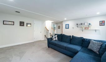 58 Granite Ln, Chester, NH 03036