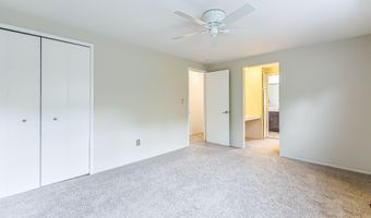 2240 Steeplechase Dr, Ann Arbor, MI 48103