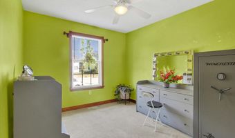 180 ABBOTTS Dr, Abbottstown, PA 17301