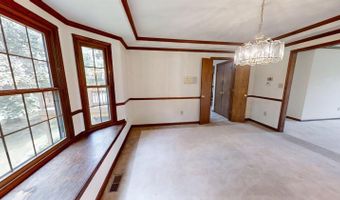 80 Hillcrest Estates Dr, Batesville, IN 47006