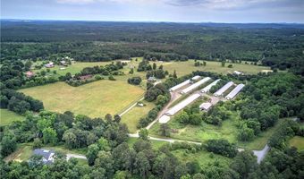 141 Holcomb Spur NW, Adairsville, GA 30103