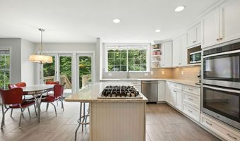 42972 DEER CHASE Pl, Ashburn, VA 20147