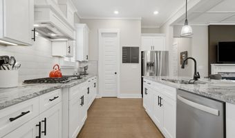 404 London Rd, Ball Ground, GA 30107