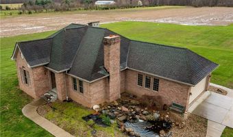 12488 Baumhart Rd, Amherst, OH 44001