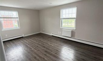 3 Admiralty Dr 01-07, Middletown, RI 02842