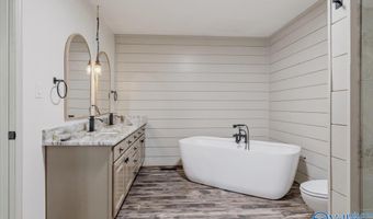 1315 Old Sheffield Gap Rd, Attalla, AL 35954